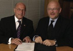 signing